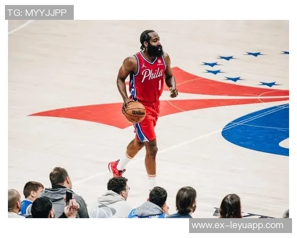 哈登首节表现出色8投5中斩获13分1篮板1助攻状态回暖令人期待 哈登首节表现出色8投5中斩获13分1篮板1助攻状态回暖令人期待